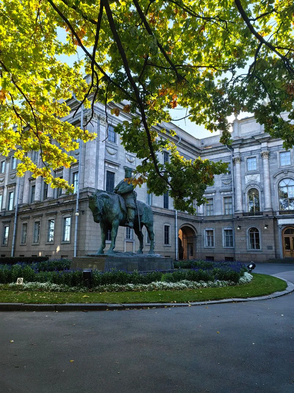 Большое сердце Петербурга