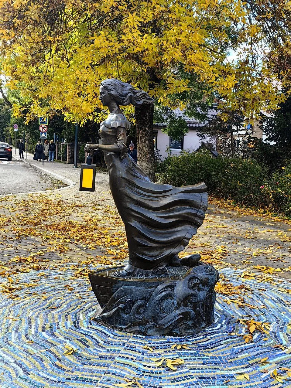 Балтика, осень, каштаны