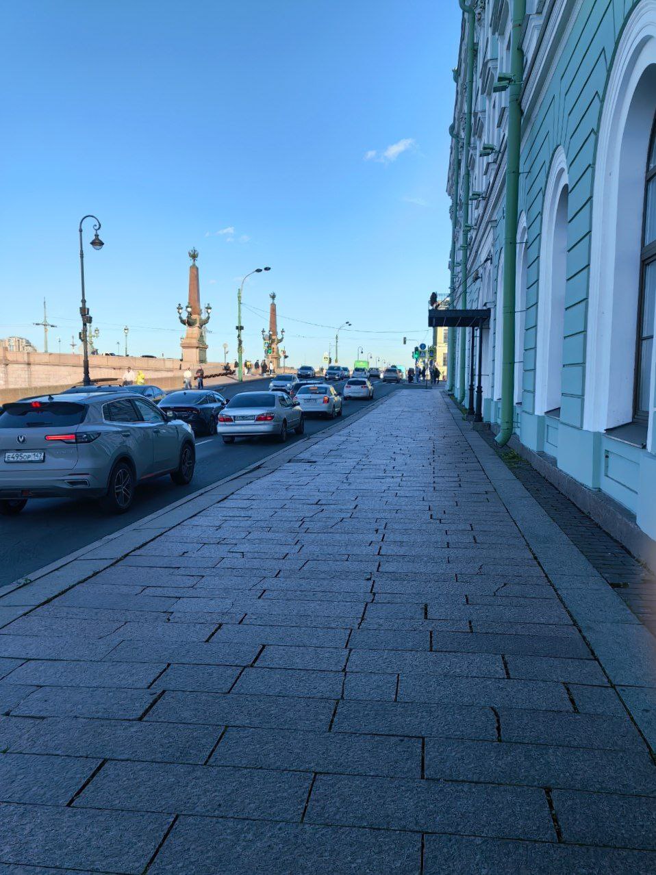 Прогулки по Питеру. Большое сердце Петербурга