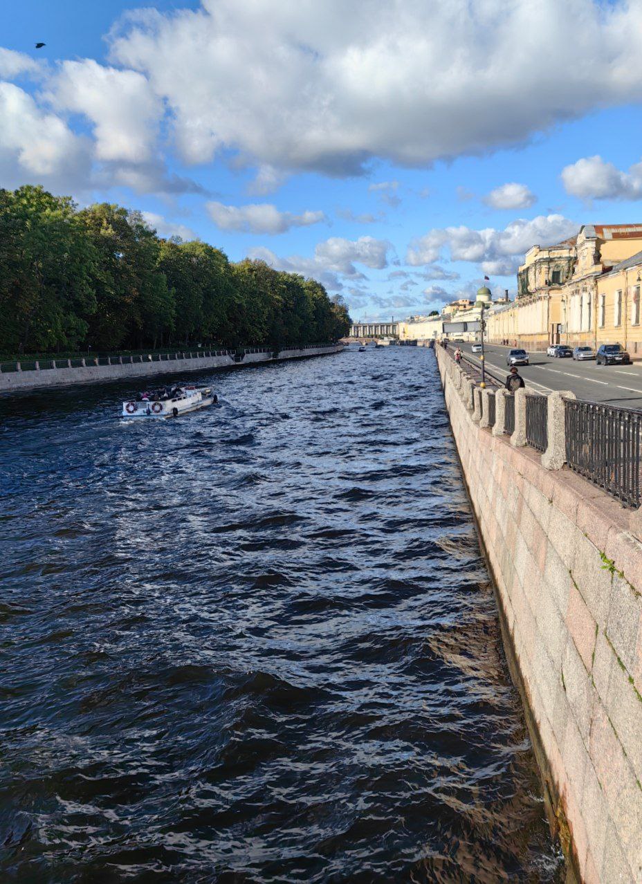 Прогулки по Питеру. Большое сердце Петербурга