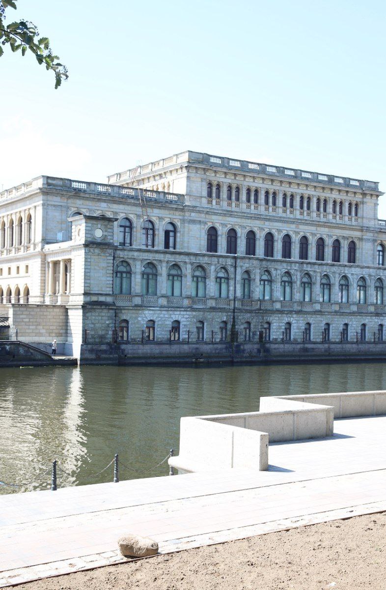 Море