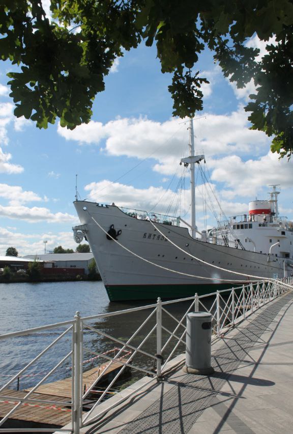 Море