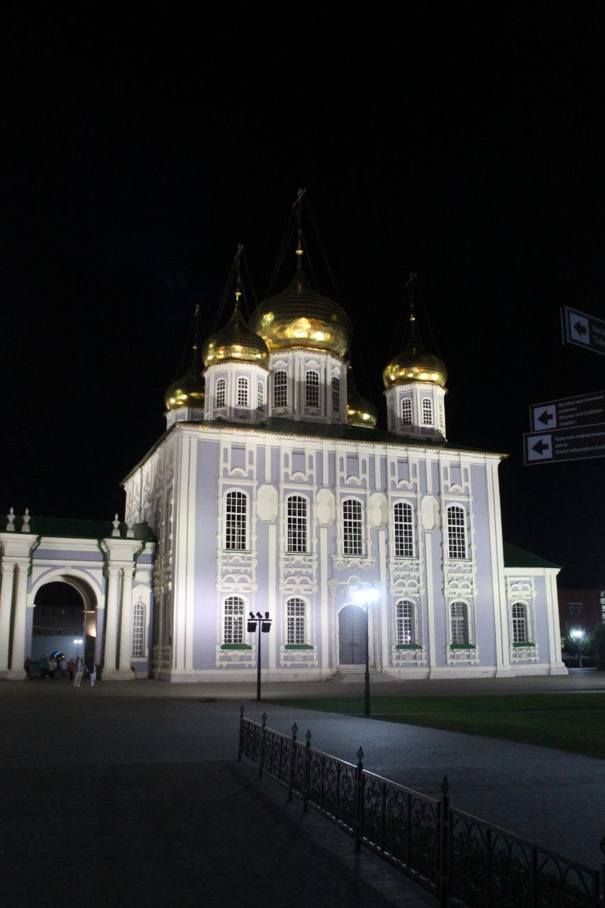 Тула: Кремль в неоновых бликах и годовщина Куликовской битвы